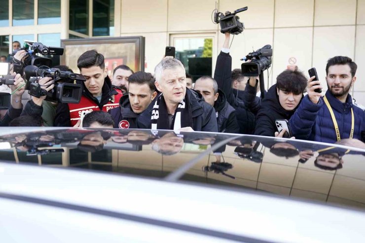 BEŞİKTAŞ’IN ANLAŞMAYA VARDIĞI OLE GUNNAR SOLSKJAER, İSTANBUL’A GELDİ