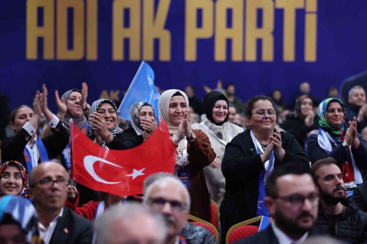 AK PARTİ İSTANBUL İLÇE KONGRELERİNİ TAMAMLADI