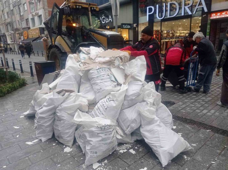 ÜMRANİYE’NİN ÇEVRE DOSTU BAŞARISI: 68 BİN TON KATI ATIK BERTARAF EDİLDİ