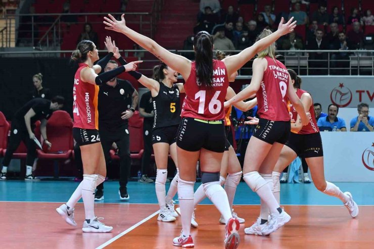 GALATASARAY, CEV CHALLENGE KUPASI’NDA YARI FİNALDE