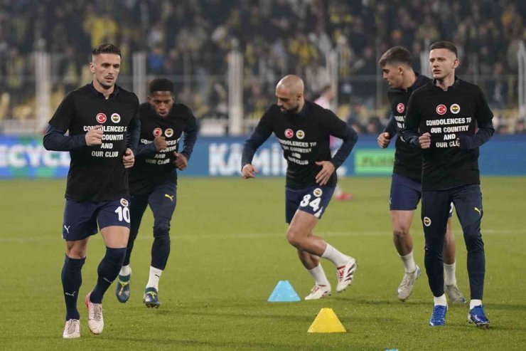 UEFA AVRUPA LİGİ: FENERBAHÇE: 0 - LYON: 0 (MAÇ DEVAM EDİYOR)