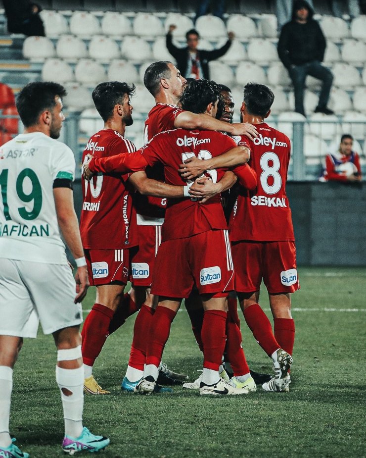 TRENDYOL 1. LİG: ÜMRANİYESPOR: 1 - ŞANLIURFASPOR: 0