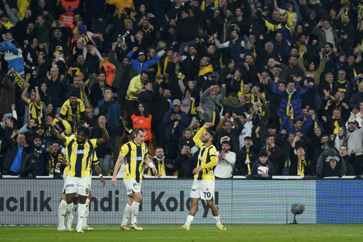 TRENDYOL SÜPER LİG: FENERBAHÇE: 3 - GÖZTEPE: 2 (MAÇ SONUCU)