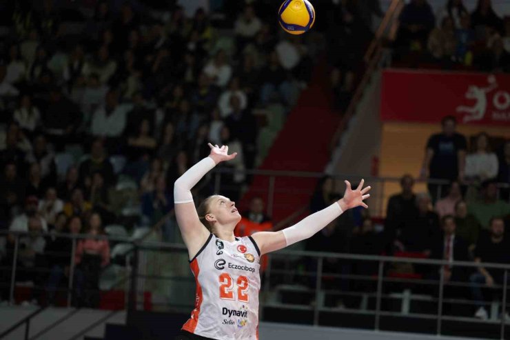 FİLE DERBİNİN GALİBİ ECZACIBAŞI DYNAVİT