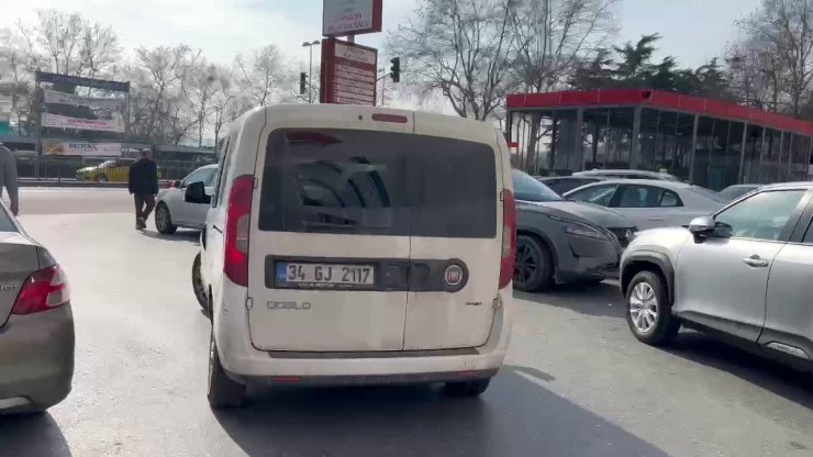 GÖZALTINA ALINAN MENAJER AYŞE BARIM SAĞLIK KONTROLÜNDEN GEÇİRİLDİ