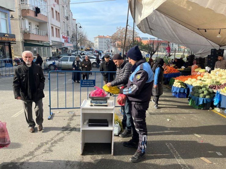 ZABITA MÜDÜRLÜĞÜ PAZAR DENETİMLERİNE DEVAM EDİYOR