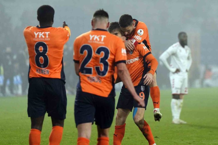 TRENDYOL SÜPER LİG: BAŞAKŞEHİR: 4 - SAMSUNSPOR: 0 (MAÇ SONUCU)