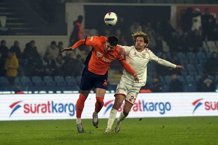 TRENDYOL SÜPER LİG: BAŞAKŞEHİR: 1 - SAMSUNSPOR: 0 (İLK YARI)