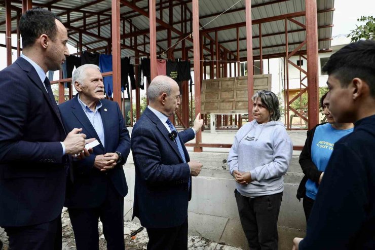 BÜYÜKÇEKMECE BELEDİYESİ DEPREMZEDE HATAY’I YALNIZ BIRAKMIYOR