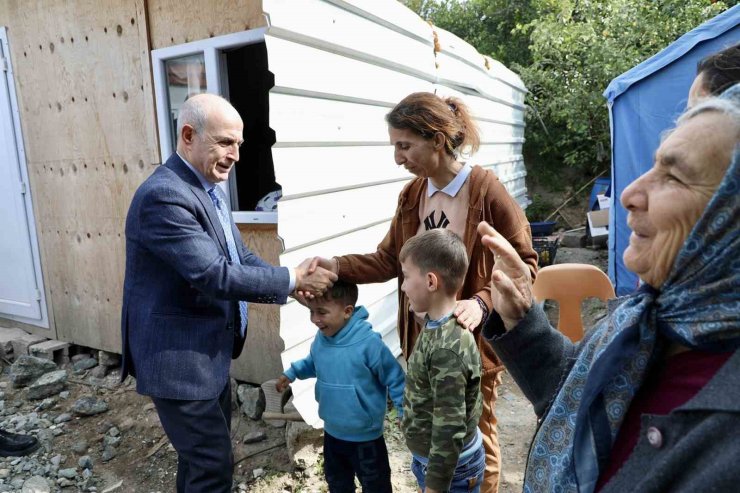 BÜYÜKÇEKMECE BELEDİYESİ DEPREMZEDE HATAY’I YALNIZ BIRAKMIYOR