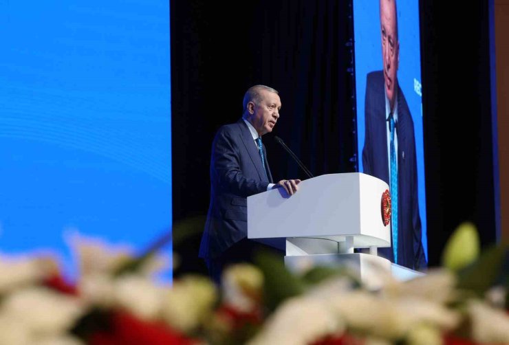 CUMHURBAŞKANI ERDOĞAN: "2025 YILINDA BİN 381 ENGELLİ ÖĞRETMENİMİZİN ATAMASINI YAPIYORUZ"