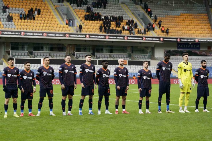 ZİRAAT TÜRKİYE KUPASI: BAŞAKŞEHİR: 2 - ÇORUM FK: 1 (İLK YARI)