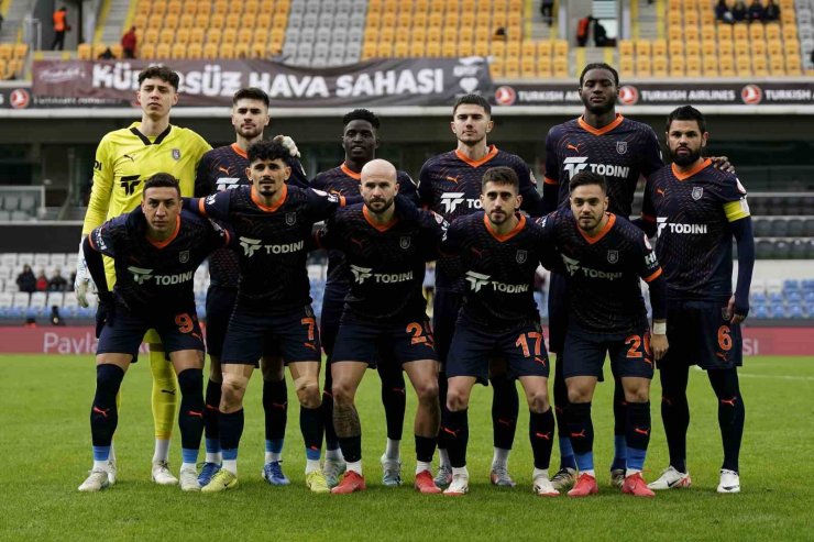 ZİRAAT TÜRKİYE KUPASI: BAŞAKŞEHİR: 2 - ÇORUM FK: 1 (İLK YARI)