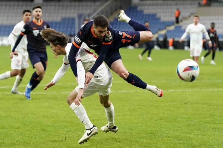 ZİRAAT TÜRKİYE KUPASI: BAŞAKŞEHİR: 4 - ÇORUM FK: 1 (MAÇ SONUCU)