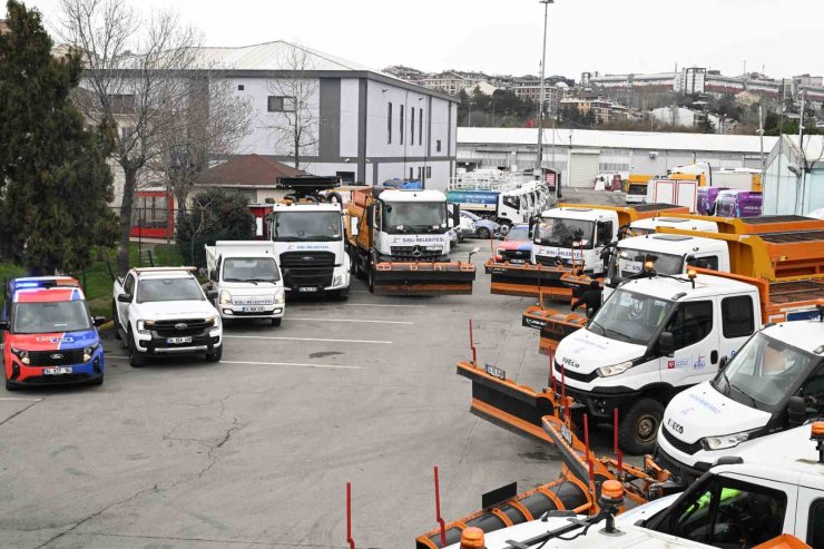 ŞİŞLİ BELEDİYESİ ALARMA GEÇTİ: 350 PERSONEL VE 33 ARAÇ SAHADA HAZIR BEKLİYOR