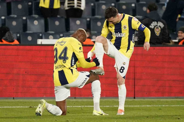 ZİRAAT TÜRKİYE KUPASI: FENERBAHÇE: 1 - ERZURUMSPOR FK: 0 (İLK YARI)