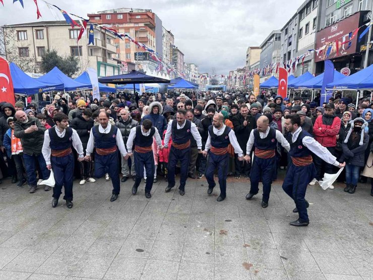 SULTANBEYLİ HAMSİ FESTİVALİ’NE YOĞUN İLGİ