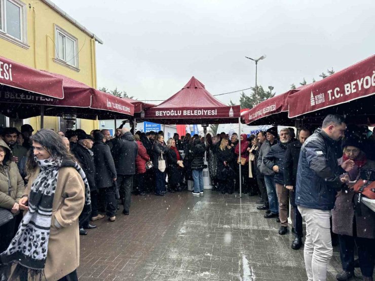 BEYOĞLU’NDA "SAHİPSİZ HAYVAN BAKIMEVİ" HİZMETE AÇILDI