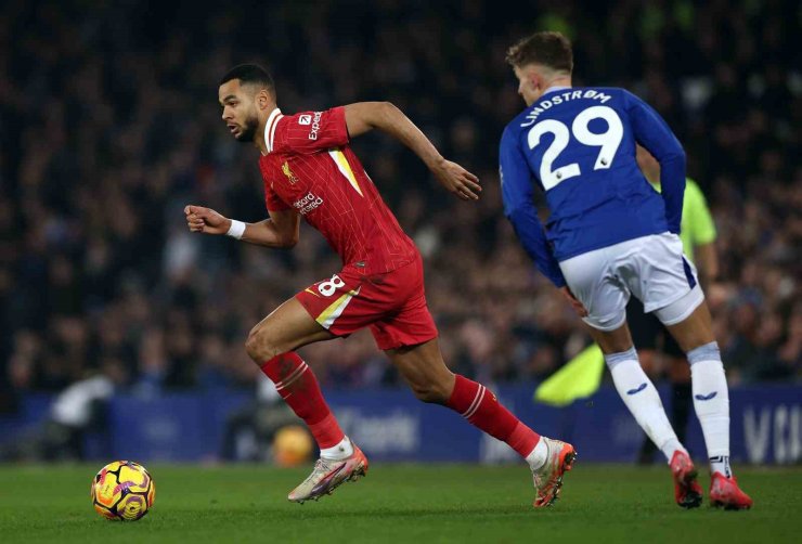 LİVERPOOL DERBİSİNDE EVERTON 90+8’DE PUANI KAPTI