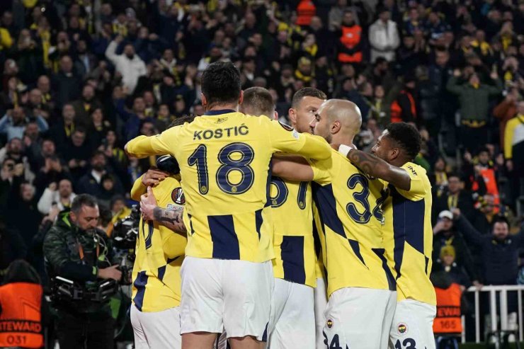 UEFA AVRUPA LİGİ: FENERBAHÇE: 2 - ANDERLECHT: 0 (İLK YARI)