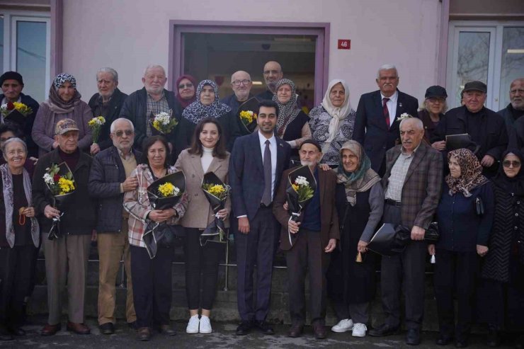 YARIM ASIRLIK AŞIKLAR SEVGİLİLER GÜNÜ’NDE AŞKLARINI TAZELEDİLER