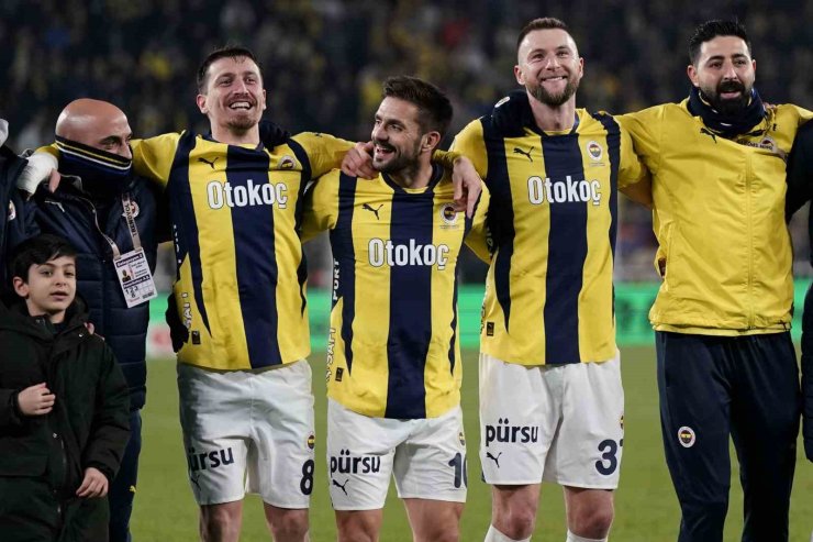 FENERBAHÇE, GALİBİYET SERİSİNİ 7 MAÇA ÇIKARDI