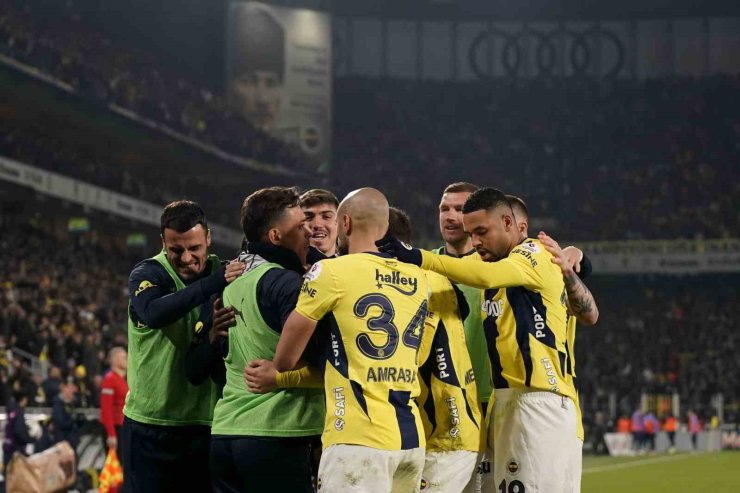 FENERBAHÇE, KASIMPAŞA’YI ÜST ÜSTE 12. KEZ MAĞLUP ETTİ