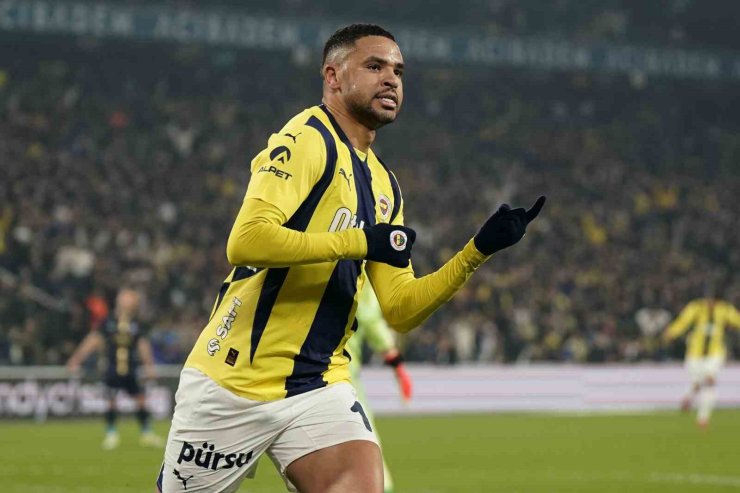 TRENDYOL SÜPER LİG: FENERBAHÇE: 1 - KASIMPAŞA: 0 (İLK YARI)