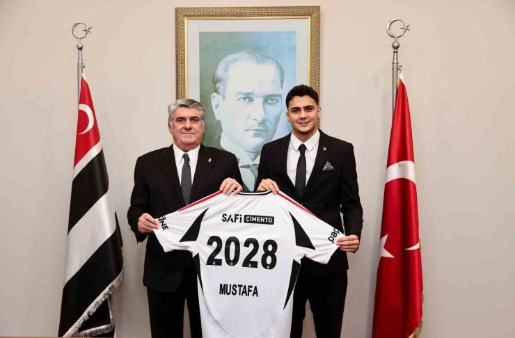 BEŞİKTAŞ, MUSTAFA ERHAN HEKİMOĞLU İLE YENİ SÖZLEŞME İMZALADI