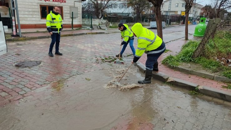 SİLİVRİ BELEDİYESİ, YOĞUN YAĞIŞA KARŞI TEYAKKUZDA