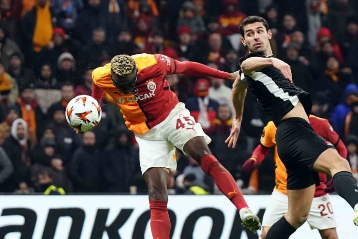 UEFA AVRUPA LİGİ: GALATASARAY: 2 - AZ ALKMAAR: 2 (MAÇ SONUCU)