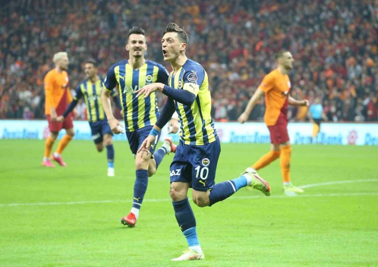 FENERBAHÇE, GALATASARAY DEPLASMANINDA SON 10 MAÇTA ÜSTÜN