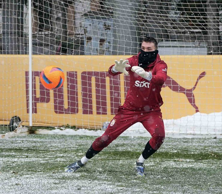 GALATASARAY, FENERBAHÇE DERBİSİ HAZIRLIKLARINI SÜRDÜRDÜ