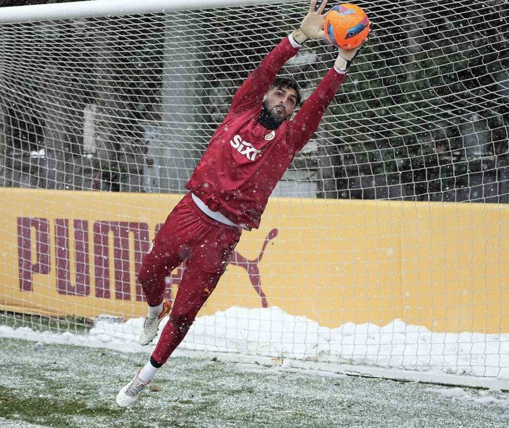 GALATASARAY, FENERBAHÇE DERBİSİ HAZIRLIKLARINI SÜRDÜRDÜ