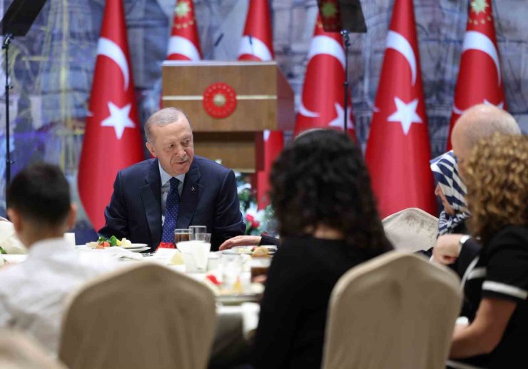 CUMHURBAŞKANI ERDOĞAN: "DEMİR YUMRUĞUMUZU DAİMA HAZIR TUTUYORUZ"