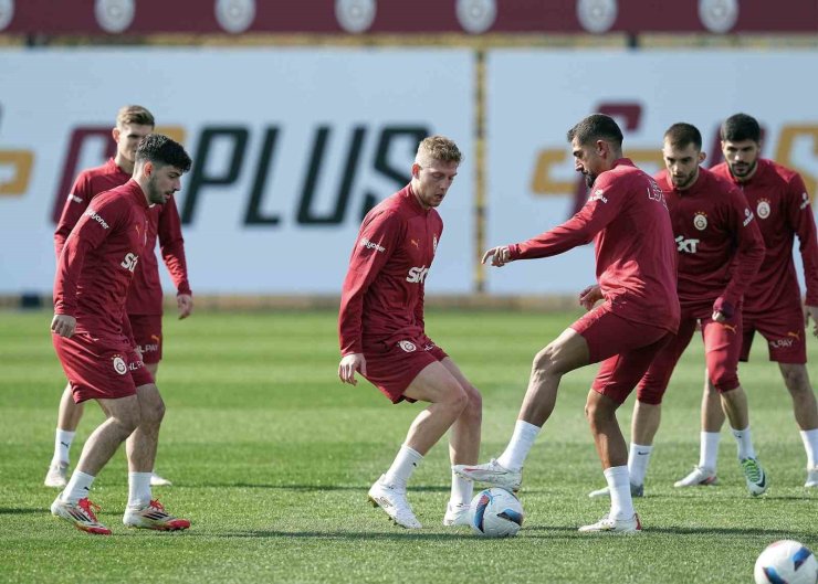 GALATASARAY, KASIMPAŞA MAÇI HAZIRLIKLARINI TAMAMLADI