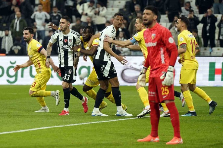 TRENDYOL SÜPER LİG: BEŞİKTAŞ: 1 - KAYSERİSPOR: 0 (İLK YARI)