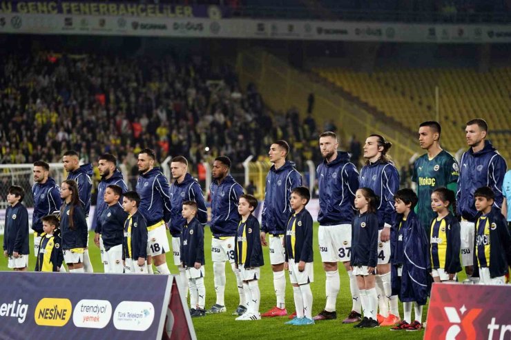 TRENDYOL SÜPER LİG: FENERBAHÇE: 1 - ANTALYASPOR: 0 (MAÇ DEVAM EDİYOR)