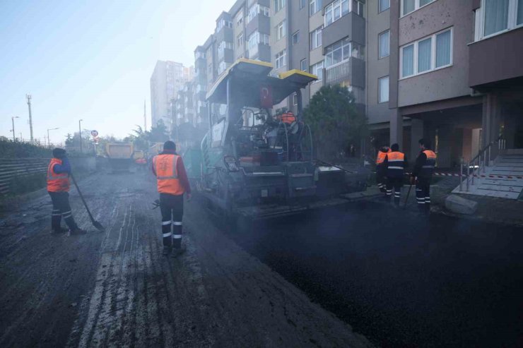 BAKIRKÖY BELEDİYESİ 50 TON ASFALT DÖKTÜ