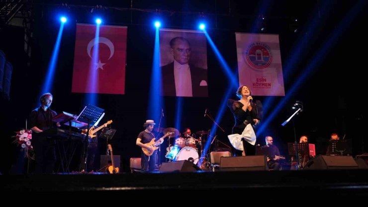 MALTEPE’DE NAZAN ÖNCEL COŞKUSU