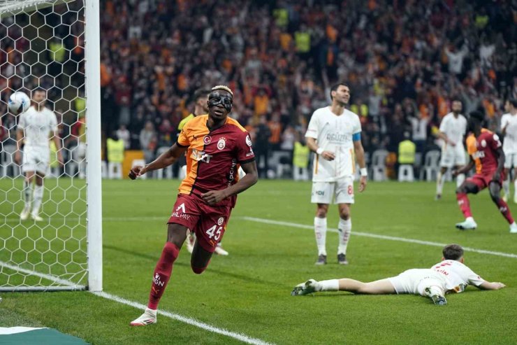 TRENDYOL SÜPER LİG: GALATASARAY: 3 - ANTALYASPOR: 0 (İLK YARI)