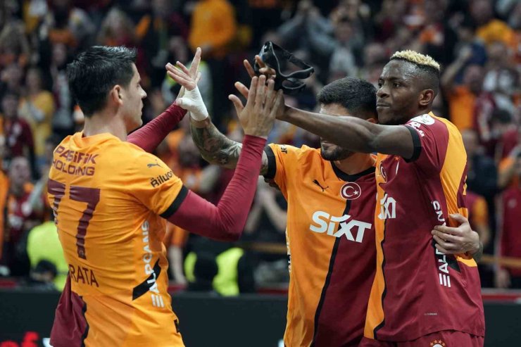 TRENDYOL SÜPER LİG: GALATASARAY: 3 - ANTALYASPOR: 0 (İLK YARI)