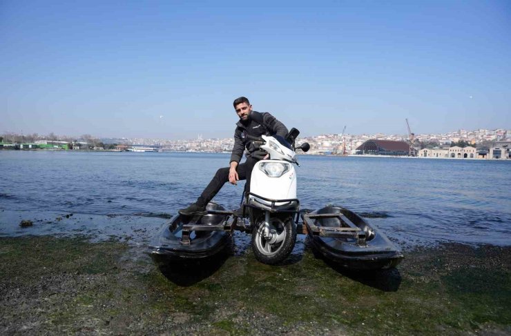 İSTANBUL’DA HEM DENİZDE HEM KARADA GİDEBİLEN MOTOSİKLET YAPTI