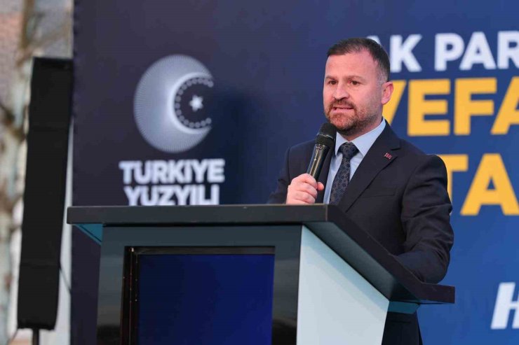 ARNAVUTKÖY’DE VEFA GECESİ: AK PARTİ ARNAVUTKÖY TEŞKİLATI 5 BİN KİŞİLİK SOFRADA BULUŞTU