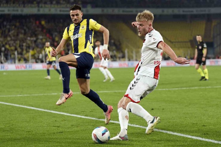 TRENDYOL SÜPER LİG: FENERBAHÇE: 0 - SAMSUNSPOR: 0 (MAÇ SONUCU)