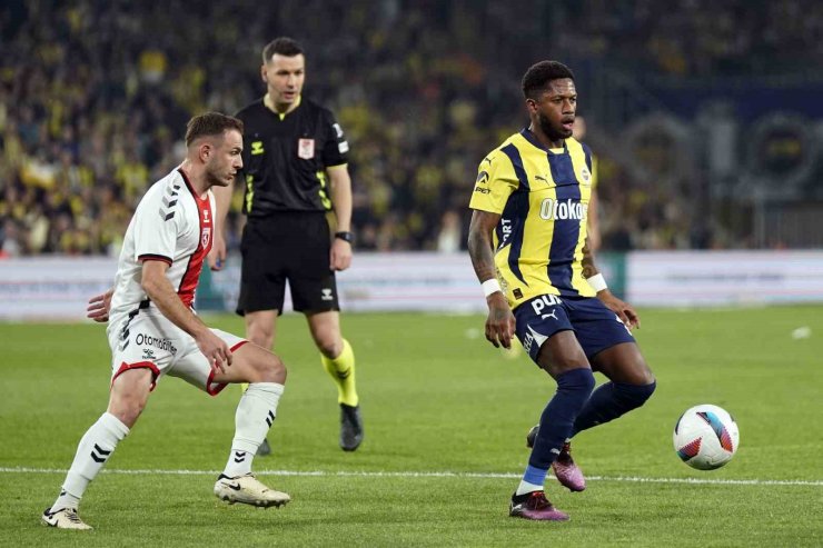 TRENDYOL SÜPER LİG: FENERBAHÇE: 0 - SAMSUNSPOR: 0 (İLK YARI)