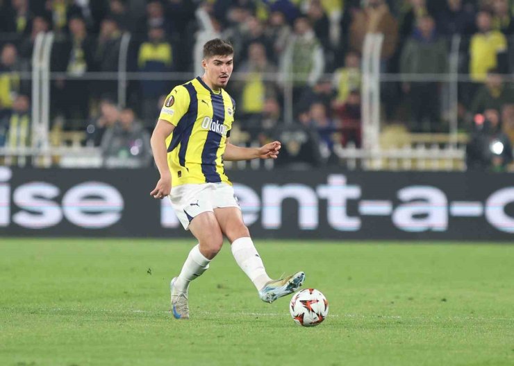 FENERBAHÇE’DE 13 FUTBOLCU MİLLİ MESAİDE