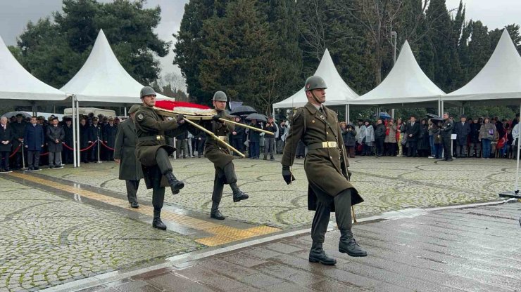 ÇANAKKALE ŞEHİTLERİ EDİRNEKAPI ŞEHİTLİĞİ’NDE TÖRENLE ANILDI