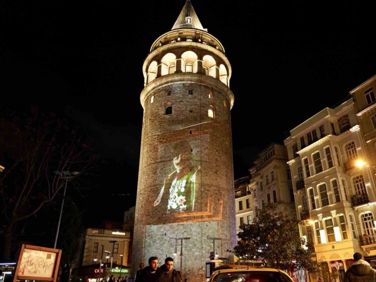 GALATA KULESİ’NDE "ÇANAKKALE RUHU"