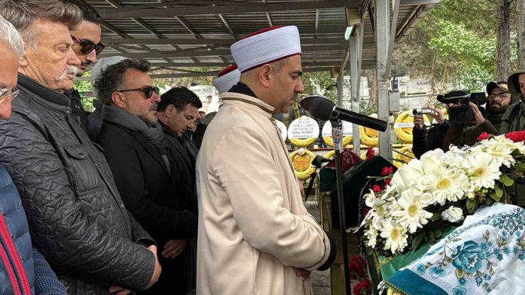 HAYATINI KAYBEDEN SANATÇI TANYELİ SON YOLCULUĞUNA UĞURLANDI